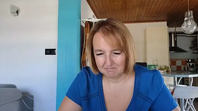 Snapshot of Sandcoq chatting on July 27, 8:21 am Sandcoq online show from July 27, 8:21 am