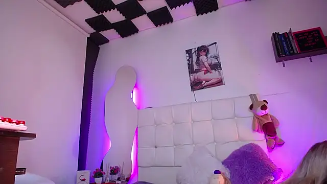 Snapshot of kaoz_36 chatting on December 13, 7:32 pm kaoz 36 online show from December 13, 7:32 pm