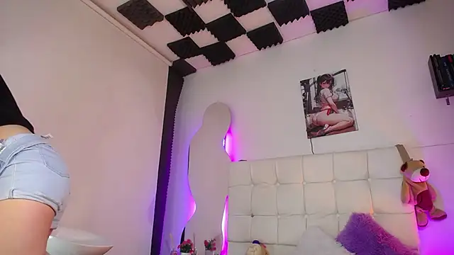 Snapshot of kaoz_36 chatting on January 4, 7:44 pm kaoz 36 online show from January 4, 7:44 pm