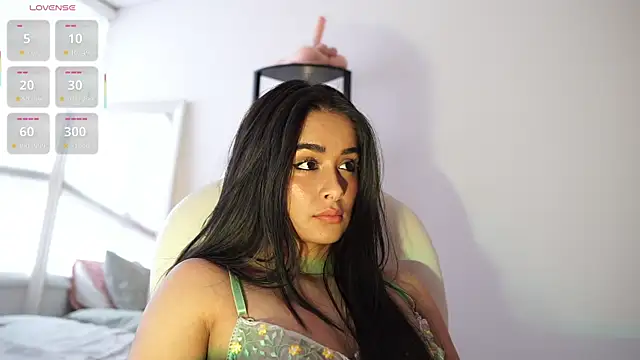 abigail adamss online show from April 11, 6:01 pm