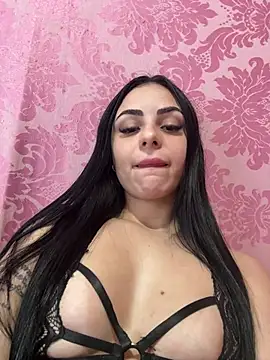 Snapshot of Vicvic69dp chatting on August 5, 3:20 am Vicvic69dp online show from August 5, 3:20 am