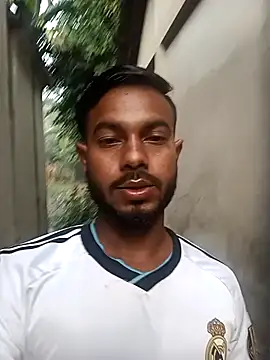 Snapshot of arafat_mia chatting on February 14, 8:33 am arafat mia online show from February 14, 8:33 am