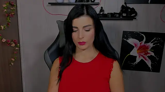 KayWuds online show from December 3, 2:05 pm