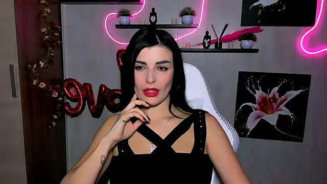 KayWuds online show from March 13, 4:05 am