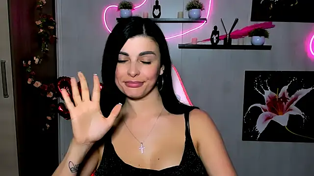 KayWuds online show from March 19, 7:40 am