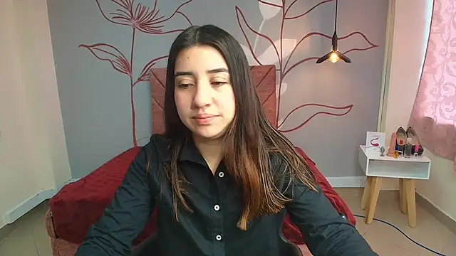 Snapshot of Aly_Cute_ chatting on December 17, 12:11 pm Aly Cute online show from December 17, 12:11 pm