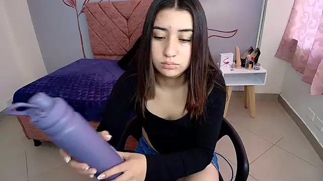 Snapshot of Aly_Cute_ chatting on January 23, 3:01 pm Aly Cute online show from January 23, 3:01 pm