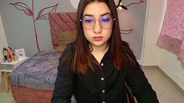 Snapshot of Aly_Cute_ chatting on February 27, 11:31 am Aly Cute online show from February 27, 11:31 am