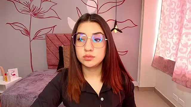Snapshot of Aly_Cute_ chatting on February 27, 2:32 pm Aly Cute online show from February 27, 2:32 pm