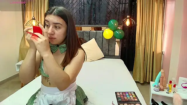 Snapshot of Aly_Cute_ chatting on March 17, 12:14 pm Aly Cute online show from March 17, 12:14 pm