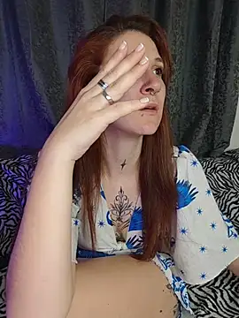 Snapshot of Khalee_si chatting on August 4, 11:07 pm Khalee si online show from August 4, 11:07 pm