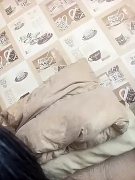 Snapshot of Veronica-Celie chatting on March 12, 9:15 am Veronica-Celie online show from March 12, 9:15 am