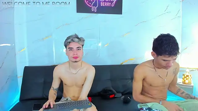 little alex01 online show from February 22, 2:48 pm