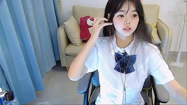 mango-a online show from January 6, 9:41 am