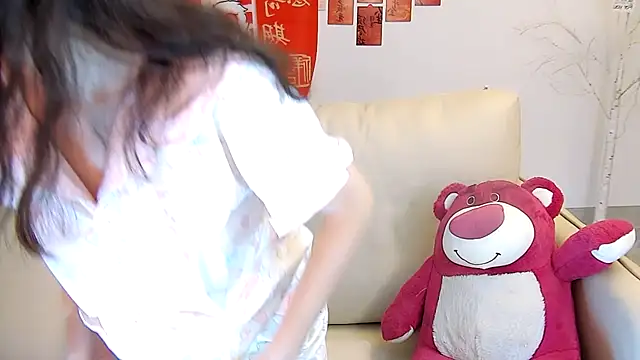 mango-a online show from February 4, 12:00 pm