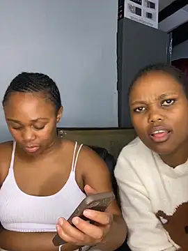 Pearl 00 online show from March 21, 6:51 am