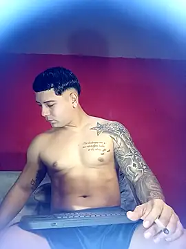 Snapshot of paul_luis chatting on September 27, 10:59 pm paul luis online show from September 27, 10:59 pm