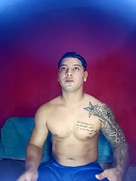 Snapshot of paul_luis chatting on October 18, 8:31 pm paul luis online show from October 18, 8:31 pm