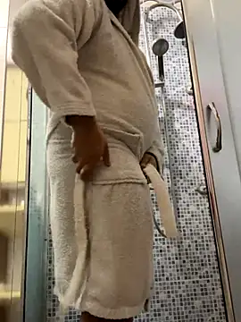 Dikkiduohottt online show from October 29, 4:20 pm