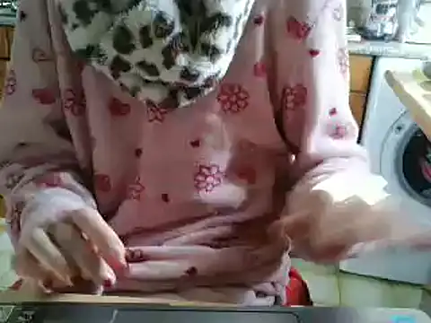 VeneRed online show from February 2, 11:20 am