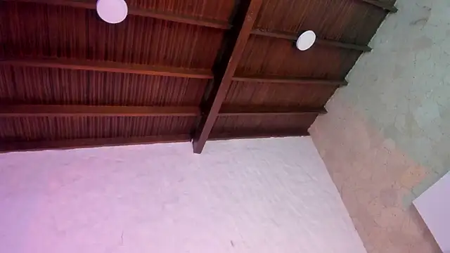 Snapshot of madame_ibby chatting on February 28, 1:56 pm madame ibby online show from February 28, 1:56 pm