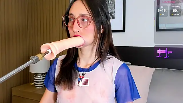 doll bella  online show from January 15, 7:50 pm