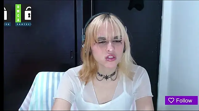 Snapshot of lizeth_darks chatting on December 15, 12:17 pm lizeth darks online show from December 15, 12:17 pm