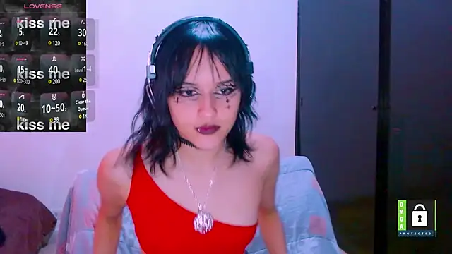 Snapshot of lizeth_darks chatting on February 15, 12:43 pm lizeth darks online show from February 15, 12:43 pm