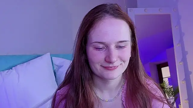 L1ittle kitty  online show from March 23, 7:23 am