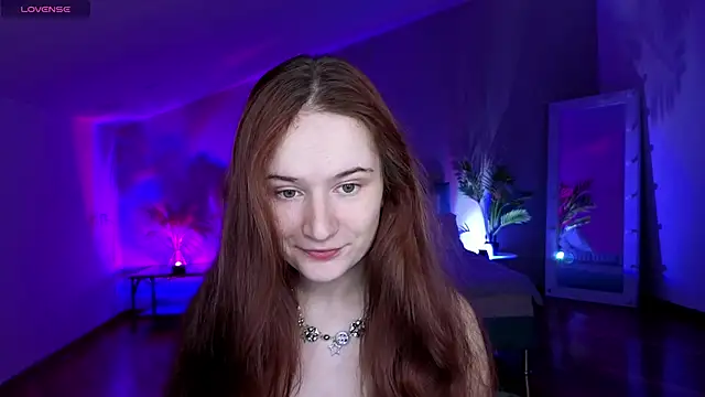 Snapshot of L1ittle_kitty_ chatting on April 22, 5:21 am L1ittle kitty online show from April 22, 5:21 am