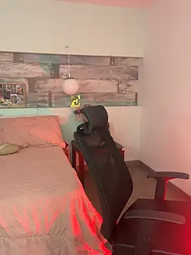 Alisha-Bond online show from December 28, 11:37 pm