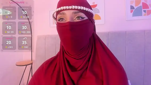 Snapshot of rawiya chatting on June 2, 11:45 am rawiya online show from June 2, 11:45 am