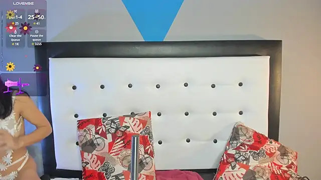 valeria hurtado online show from February 5, 2:08 am