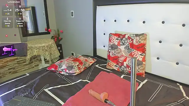 valeria hurtado online show from February 18, 1:54 am