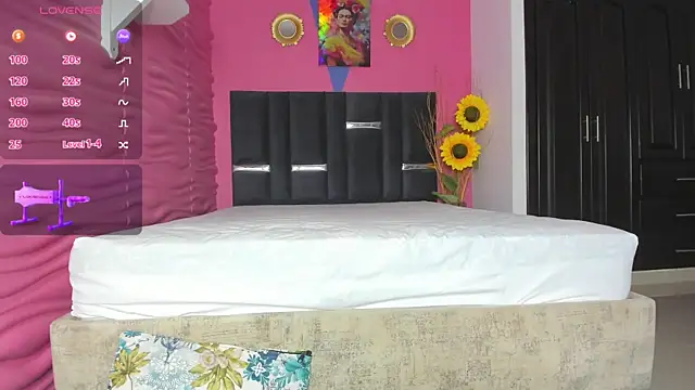 valeria hurtado online show from March 15, 3:07 am