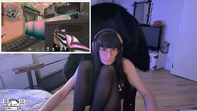 Snapshot of CeriseLapine chatting on October 25, 10:59 pm CeriseLapine online show from October 25, 10:59 pm