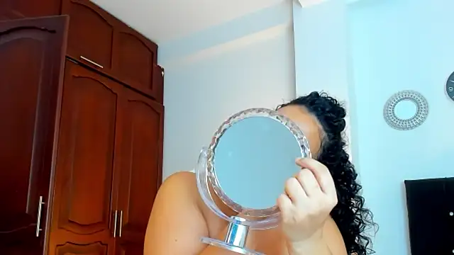 kathyajhonss online show from April 5, 10:51 pm