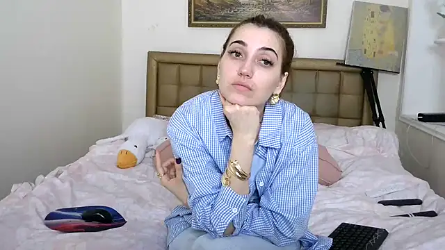 Snapshot of Iren chatting on May 19, 9:15 am Iren online show from May 19, 9:15 am