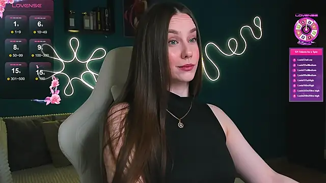 katie taylorr online show from October 15, 10:32 pm