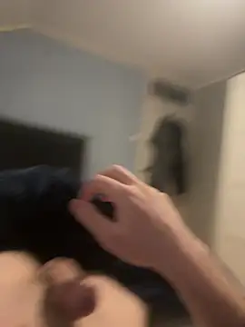 Snapshot of youssef00711 chatting on March 6, 1:37 am youssef00711 online show from March 6, 1:37 am