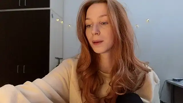 Mary Av online show from December 19, 9:17 pm