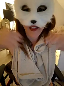 Snapshot of Hexe12346 chatting on April 20, 3:26 pm Hexe12346 online show from April 20, 3:26 pm