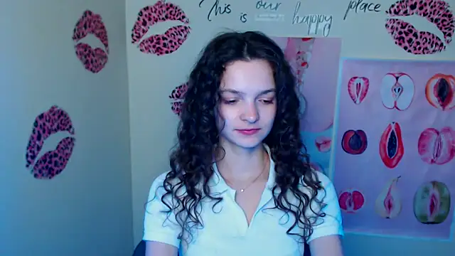  SusieSu  online show from March 16, 6:45 pm