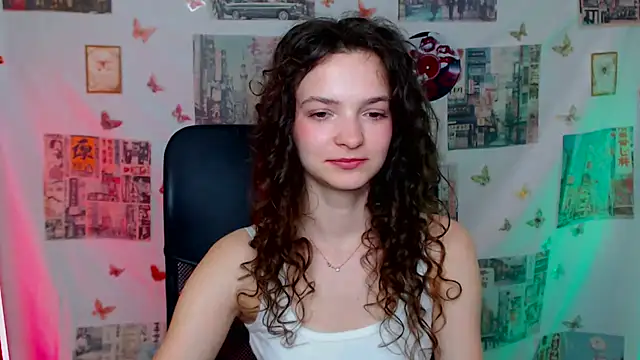  SusieSu  online show from April 8, 12:16 pm