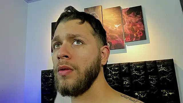 Snapshot of BastianFerrari chatting on December 15, 12:15 am BastianFerrari online show from December 15, 12:15 am