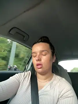 maisiesmithx online show from October 5, 5:22 pm