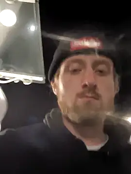 Snapshot of DrownMentallyyy chatting on September 11, 1:28 am DrownMentallyyy online show from September 11, 1:28 am