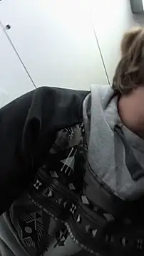 DrownMentallyyy online show from February 24, 12:03 pm