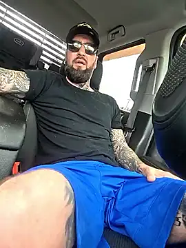 Beardedtattood online show from November 5, 2:39 pm