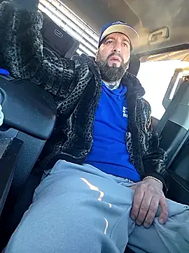 Beardedtattood online show from February 1, 1:20 pm